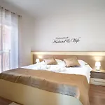 Mistral-2 By Interhome