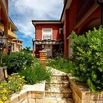 Mistral-2 By Interhome