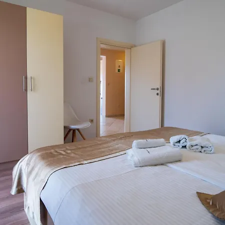 Mistral-2 By Interhome Apartament Lopar