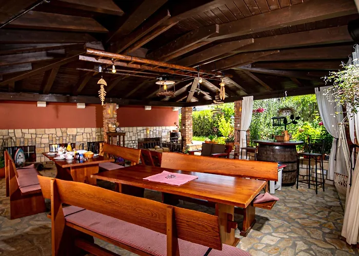 Mistral-2 By Interhome Lopar