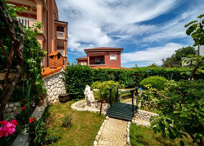 Apartamento Mistral-2 By Interhome Lopar